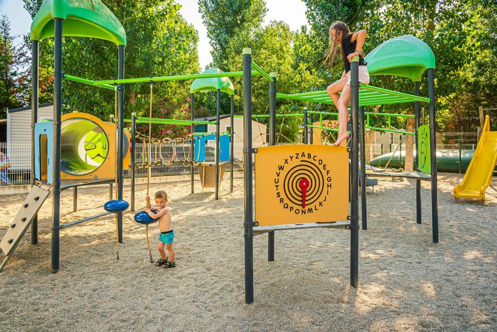 air de jeux pour les enfants